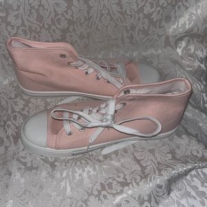 Womens High Top Sneakers Size 10.